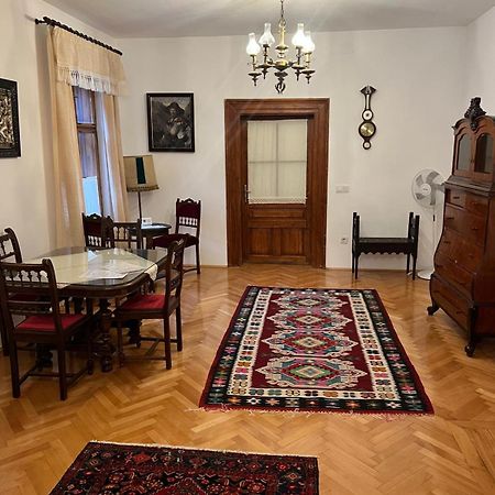 Casa Livia Brasov Lejlighed Eksteriør billede