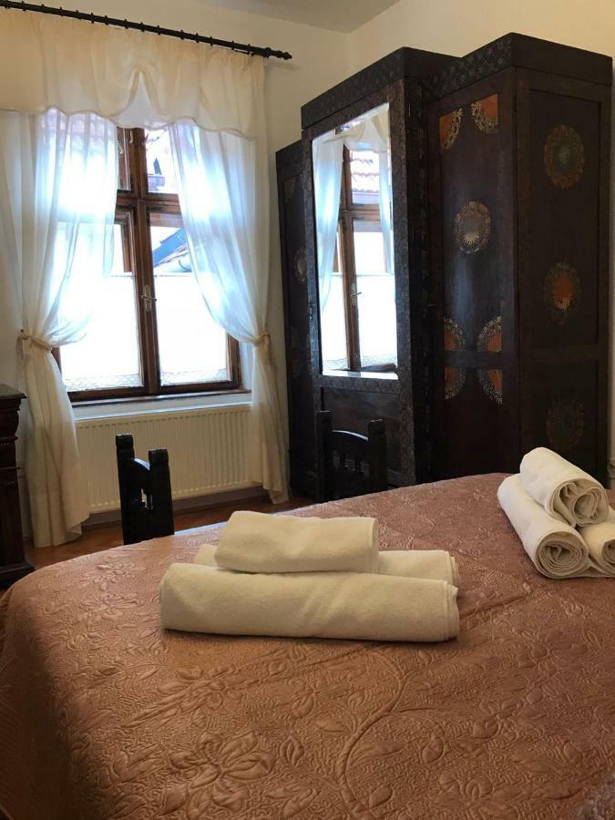 Casa Livia Brasov Lejlighed Eksteriør billede